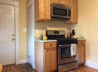 124 Elm St #2, Cambridge, MA 02139