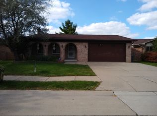 3 Williamson Ct, Dearborn, MI 48126
