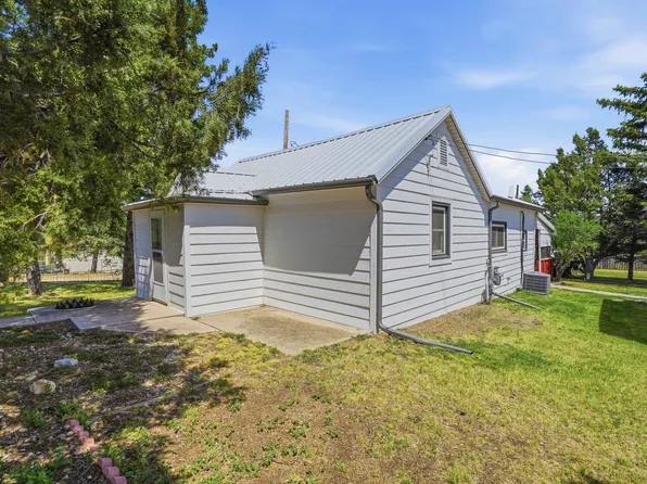 201 9th Ave, Belle Fourche, SD 57717