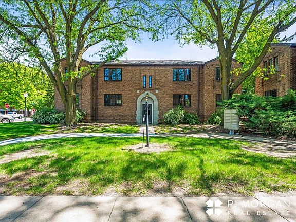 3rd image of 4903 Underwood Ave APT 1
