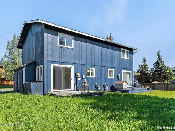 6211 Newt Dr, Anchorage, AK 99507