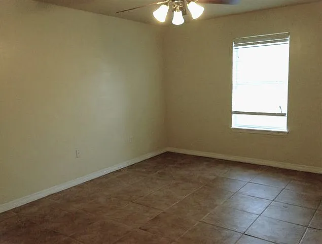 1114 Howell Rd #A — Photo 8