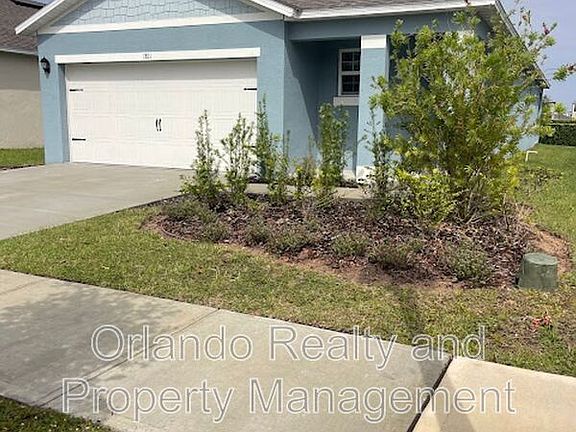 3rd image of 1811 Post Oak Dr