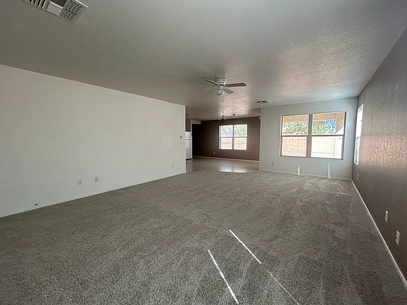 3rd image of 1103 S Maverick Ct