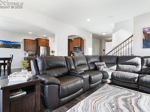 4th image of 8426 Mayfly Dr