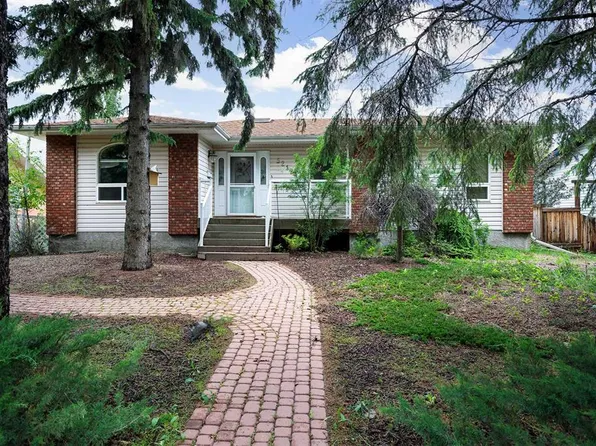 5212 S 43rd Ave, Camrose, AB T4V 0A2