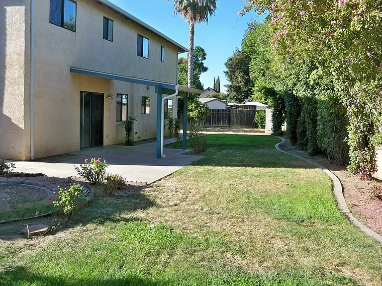 2124 Sunny Oak Ct — Photo 9