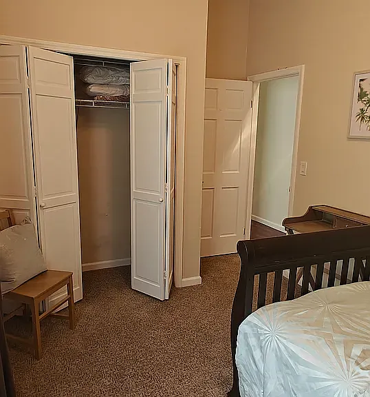 4522 Kennedy Rd NE — Photo 13