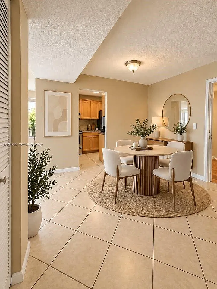 Town Square Condo — Photo 4