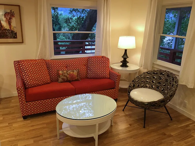 1425 Foothill Blvd — Photo 3