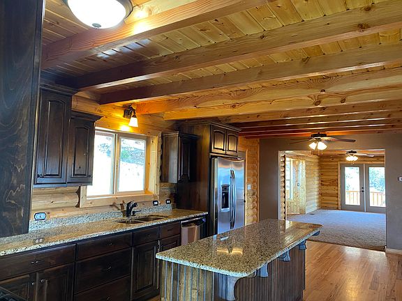 5th image of 633 E Cedar Highlands Dr