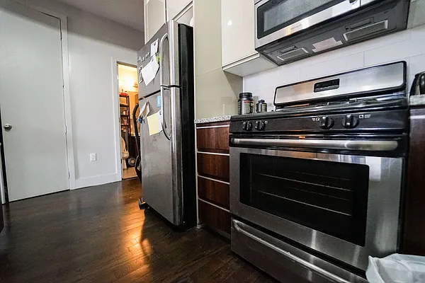 Rented by Manhattan Management LLC | media 5