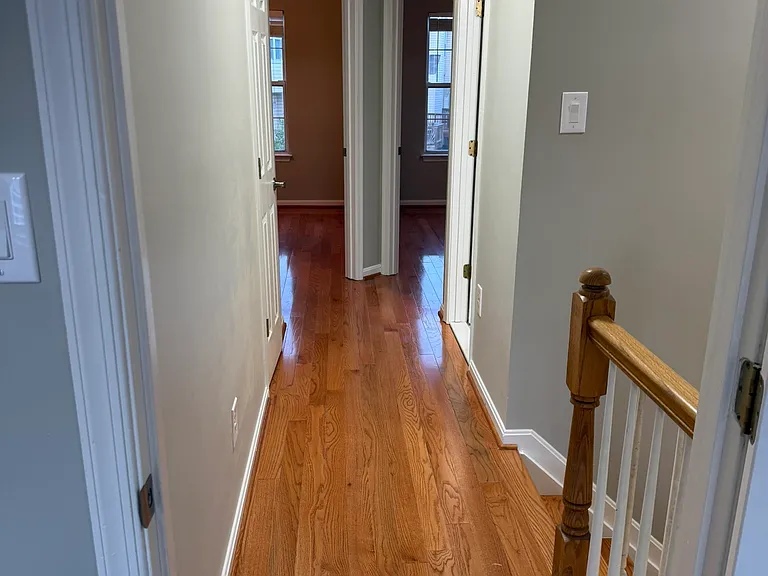 2427 Clover Field Cir — Photo 21