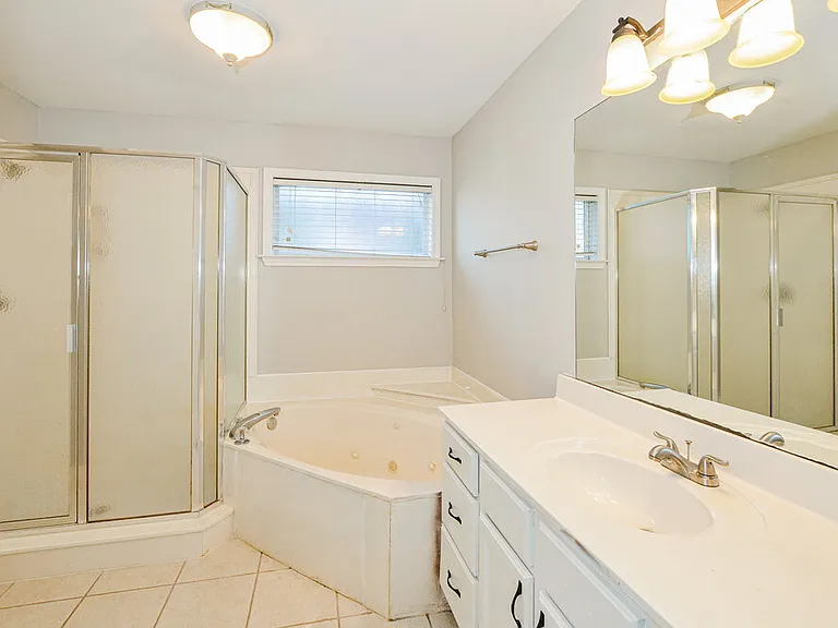 1550 Far Dr — Photo 10