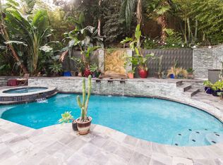 2233 Chelan Dr, Los Angeles, CA 90068