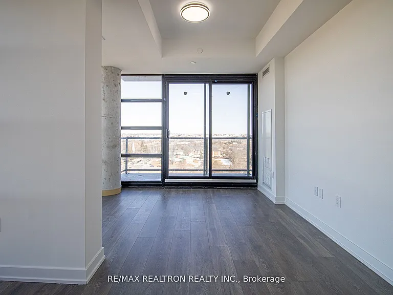 1606 Charles St #1402 — Photo 15