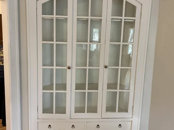 917 E Howard St, 917 E Howard St, Hibbing, MN 55746