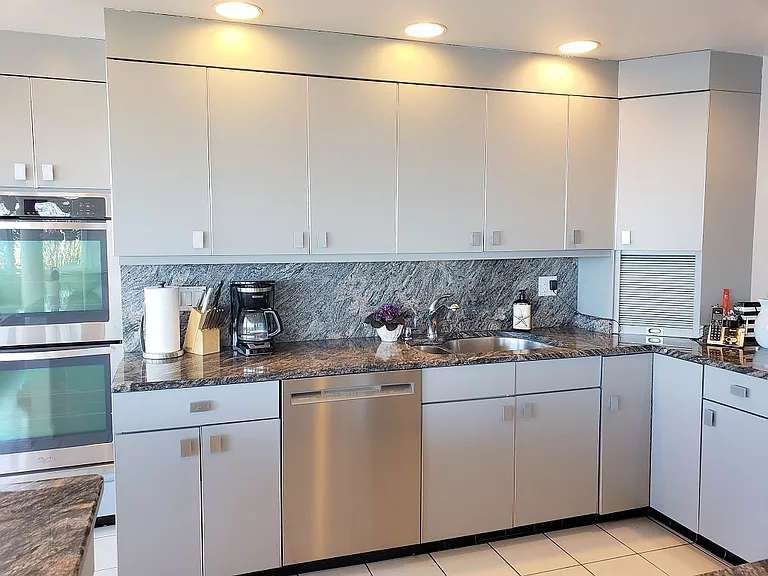 11 Beach Rd — Photo 20