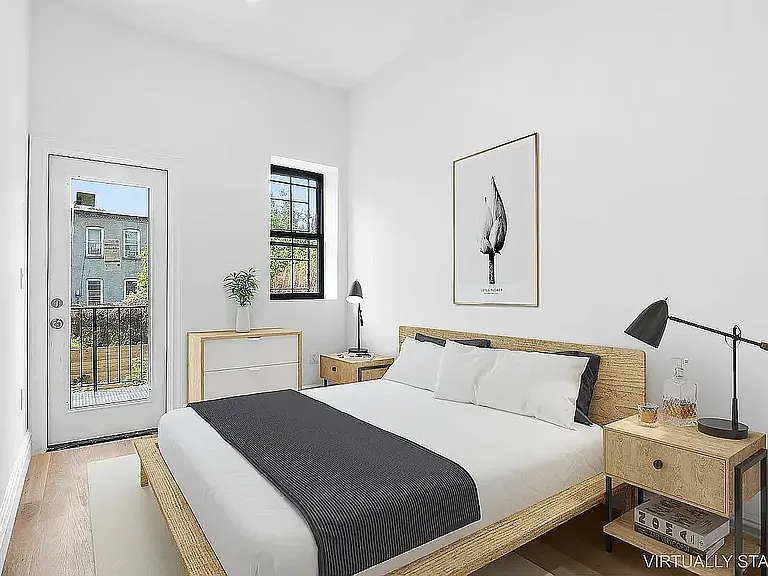 554 Putnam Ave #2 — Photo 3