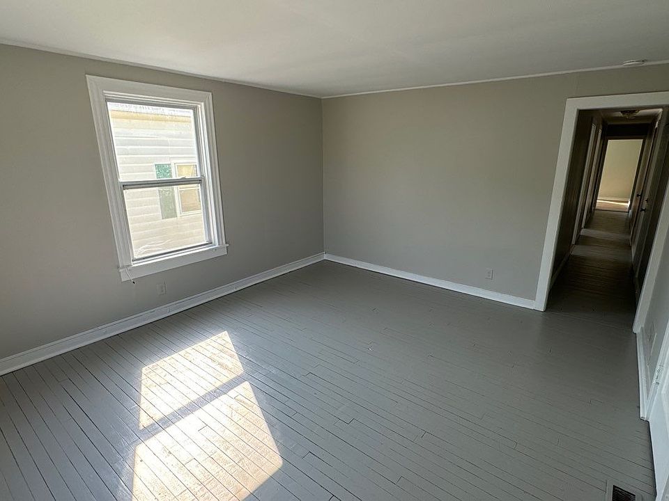 1st image of 110 Andes Ave APT 3