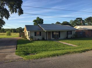 123 Azalea Dr, Rayne, LA 70578