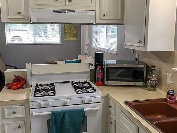 5th image of 4713 Avenue H APT A