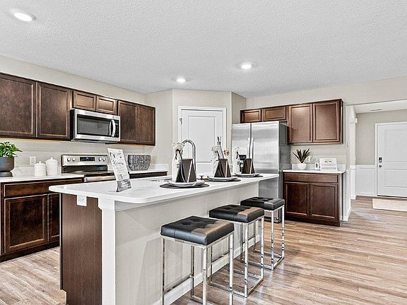 5th image of 1856 Kensington Dr