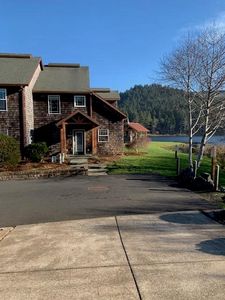 19015 Vincent Ln, Rockaway Beach, OR, 97136