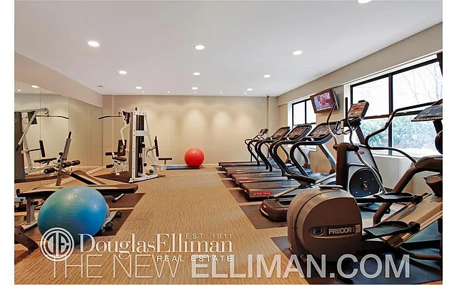 Rented by Douglas Elliman | media 37