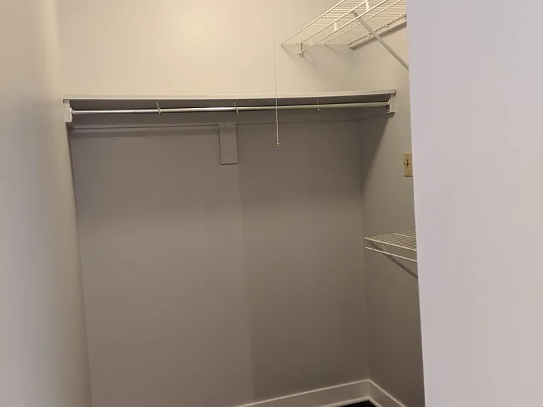 70 W Huron St #12 — Photo 5
