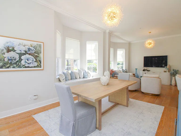 453 8th Ave S #106 — Photo 7