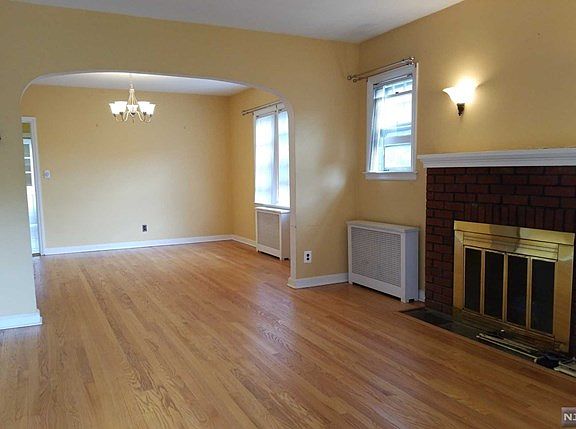 4th image of 56 Parkview Dr