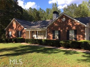 160 Riverside Dr, Sharpsburg, GA 30277