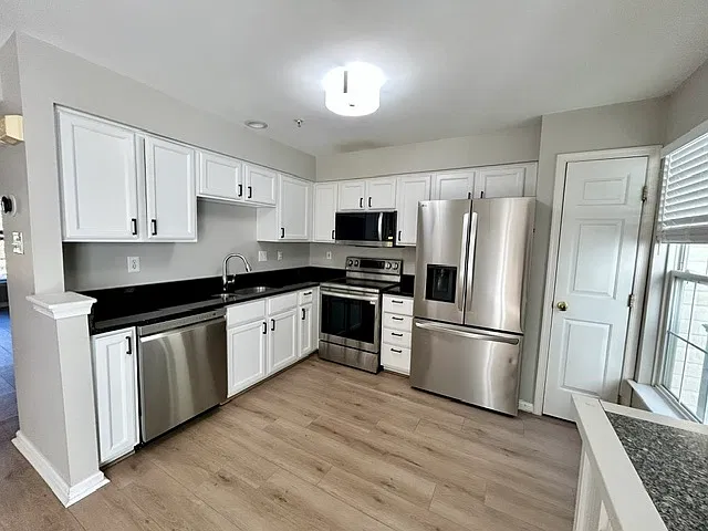 9322 Katie Ln — Photo 4