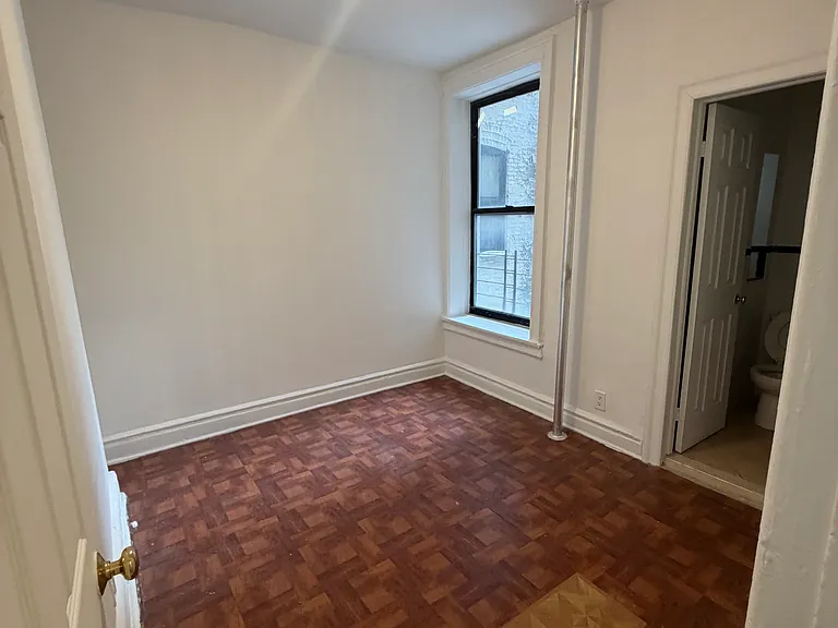 1250 Morris Ave #GN — Photo 3