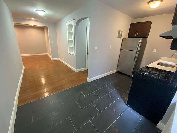 2nd image of 40 Woodruff Ave #1B