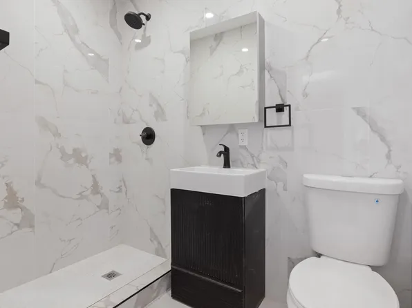 128 Montague Street image 9 of 9