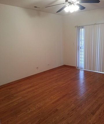 5th image of 3349 W Warren Blvd Unit 1
