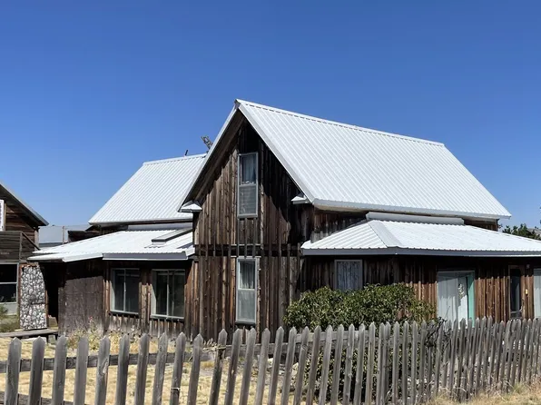 54872 2nd St, Heppner, OR 97836