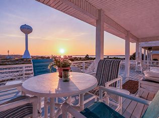 1494 Homeport Dr, Navarre, FL 32566