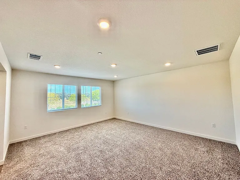 1992 Talavera Dr #0 — Photo 21