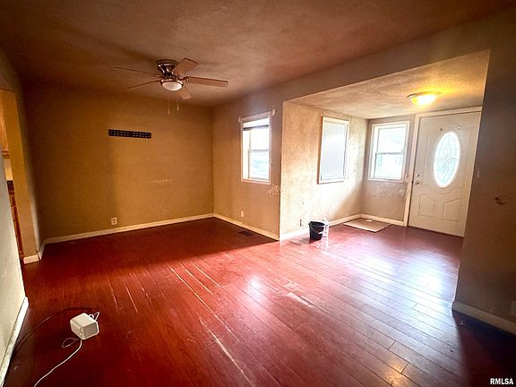 5th image of 1312 S 10th St