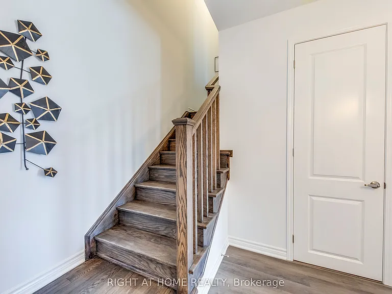 1805 Thames Cir — Photo 19