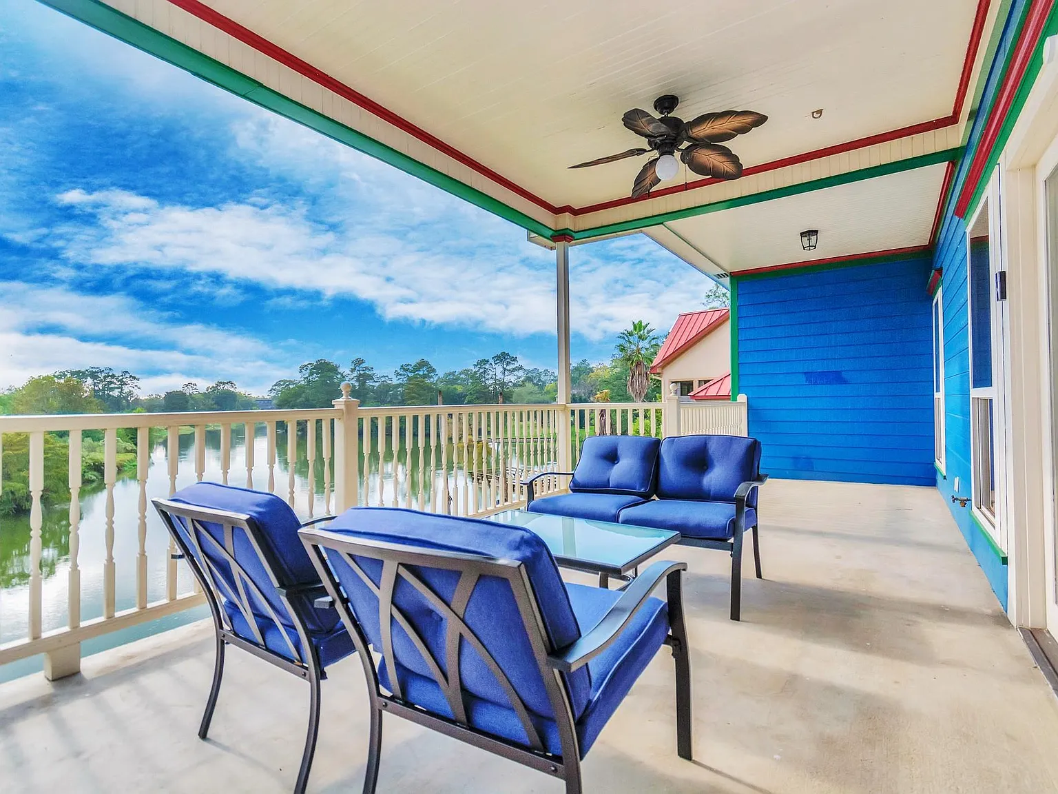6 bed, 2.5 bath, 4442 sqft, $6,000 — Photo 4