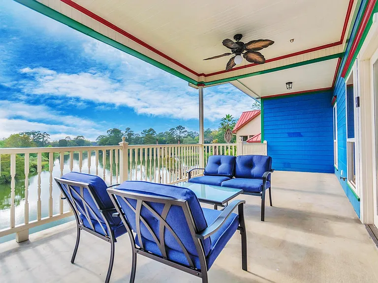 1730 Lakeshore Dr — Photo 4