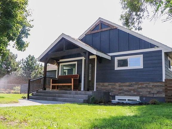 2nd image of 1002 NE C St