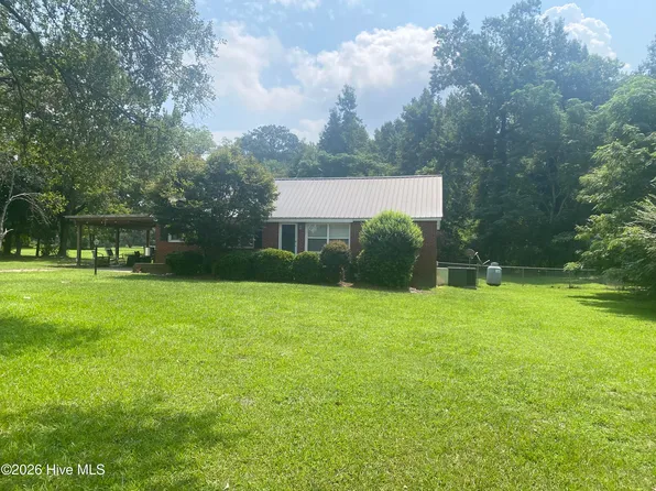 3001 S Nc 11 Highway, Teachey, NC 28464