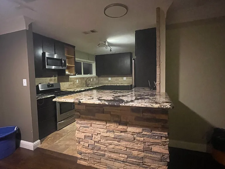 2522 Maverick Ave — Photo 13