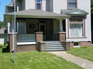 502 E Chestnut St, Mason City, IL