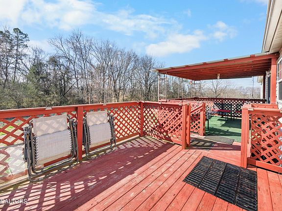 5th image of 112 Kerri Dr